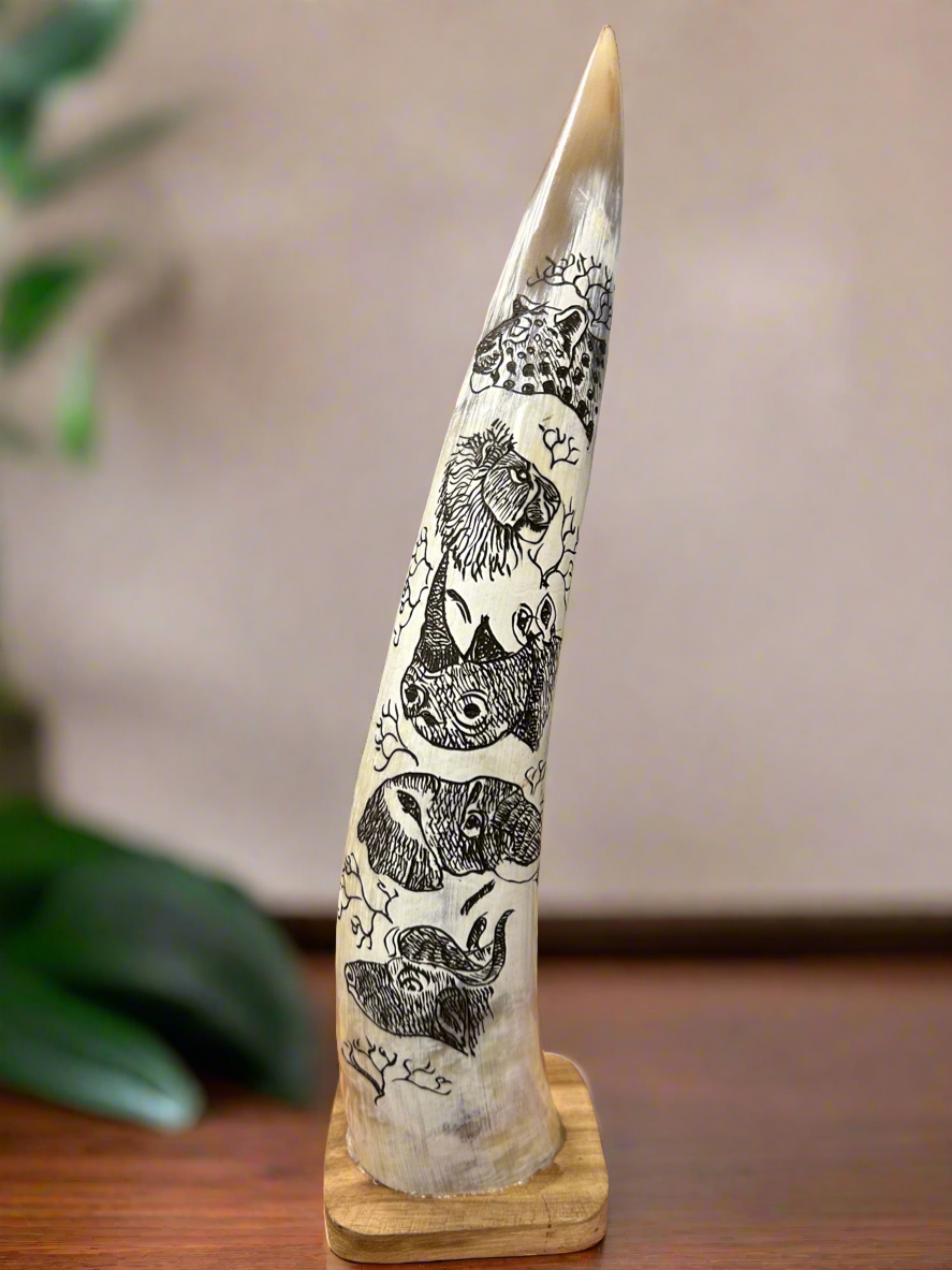 African Bull Horn with Engraved Big 5 Artwork