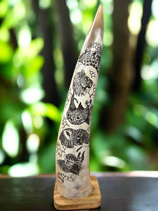 African Bull Horn with Engraved Big 5 Artwork